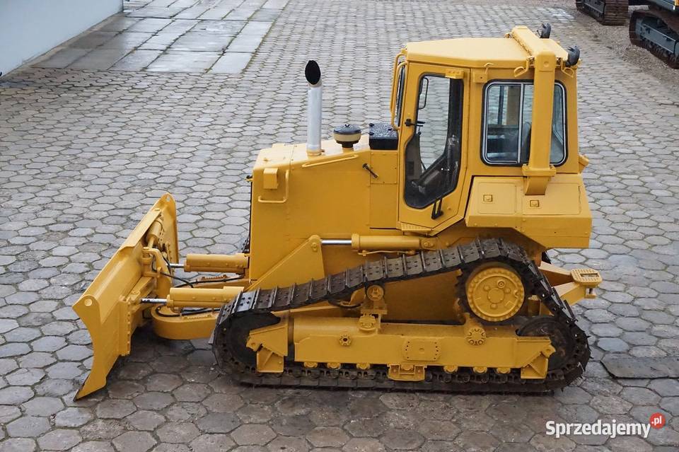 CAT D4H spycharka gąsienicowa Rok produkcji 1990 Spycharki wielkopolskie