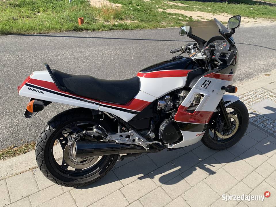 Honda CBX 750F2 1986 zarejestrowany świetny stan nieuszkodzony Motocykle, skutery, quady Osiecznica