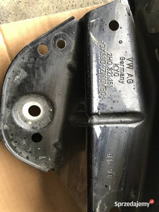 Błotnik lewy przód przedni VW Amarok 20162022 Rybnik