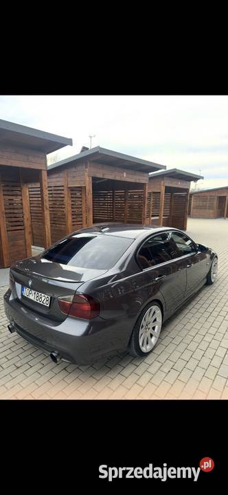 BMW E90 330d 2006r nieuszkodzony Iwaniska