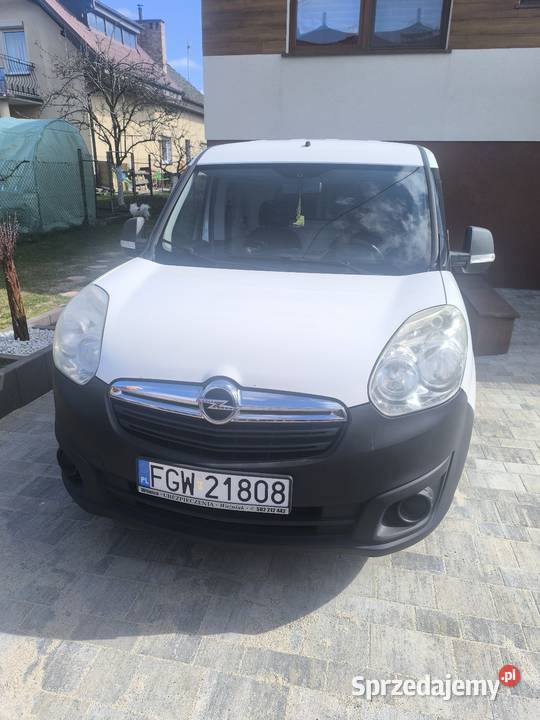 Opel Combo blaszak 2012 doinwestowany Dębno