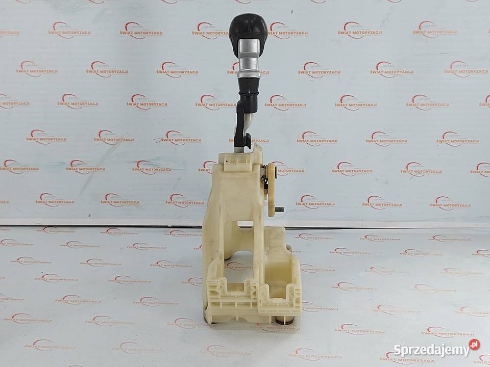 KIA SPORTAGE III 12r lewarek zmiany biegów Podzespoły skrzyń biegów Kielce