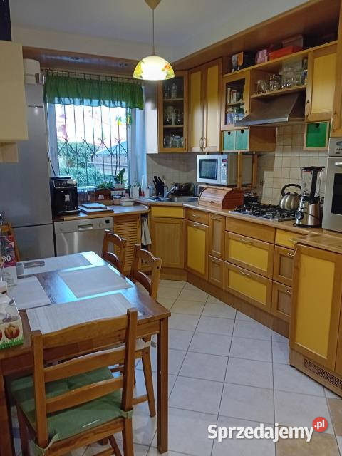 Sprzedam mieszkanie 551m2 3 pokoje Pruszków cegła sprzedam