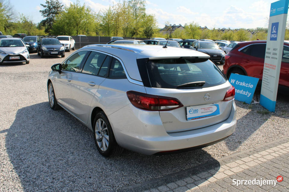 Opel Astra 12 145HP Elegance Gwarancja Led