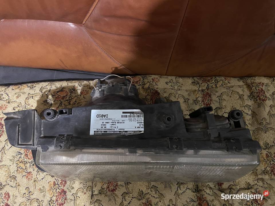 Lampa prawa kpl volvo 940 Lampy przednie Łódź