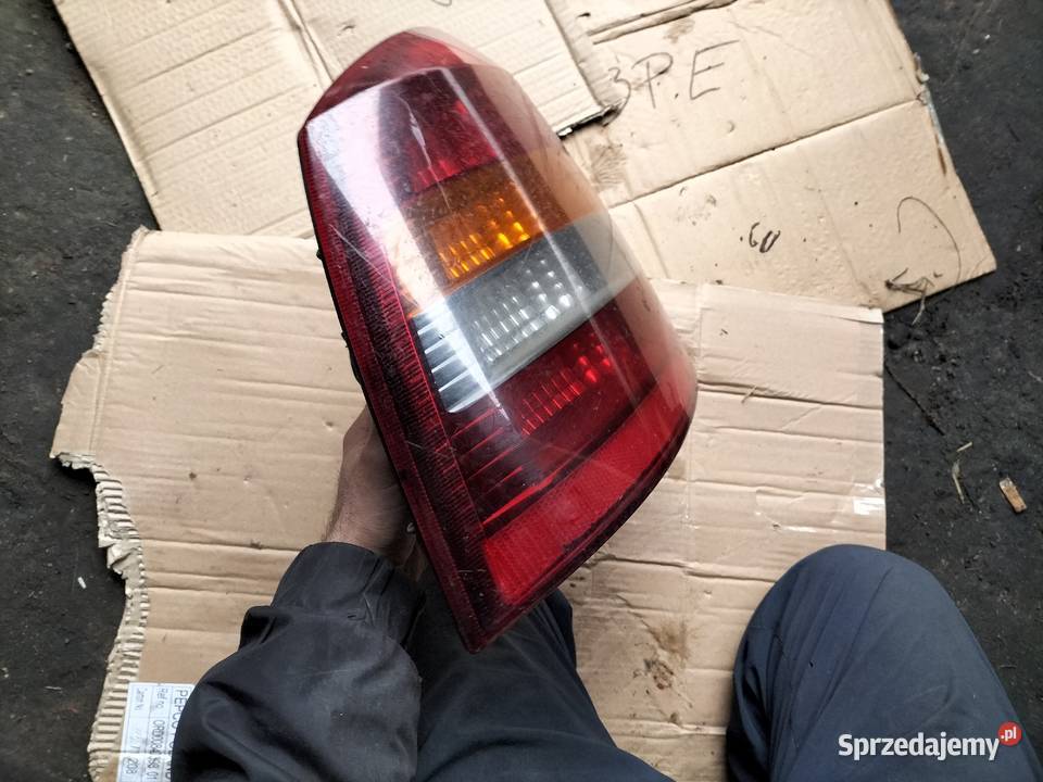 LAMPA TYŁ TYLNA LEWA ASTRA 2 G 2 Lewe
