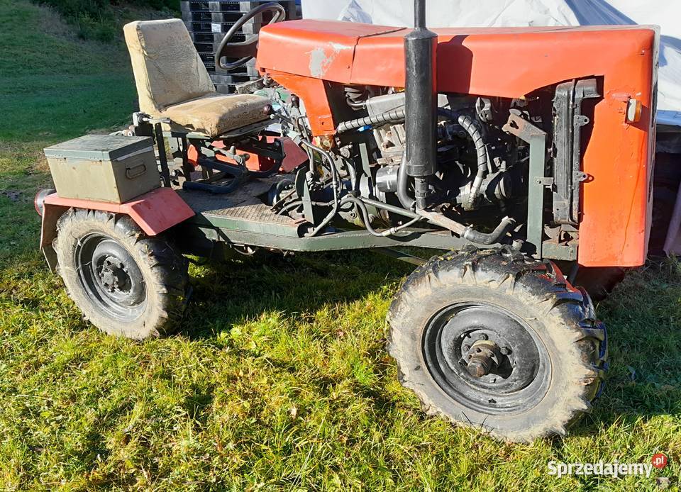 Ciągnik 4x4 traktorek