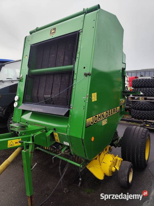 Prasa John Deere 590