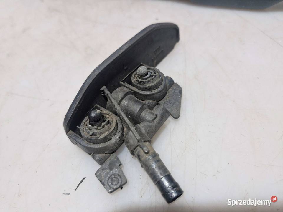 8256179 BMW E46 ZAŚLEPKA SPRYSKIWACZA LAMPY osobowe sprzedam