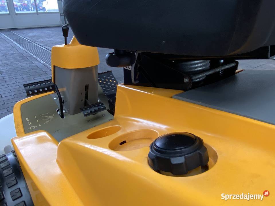 Traktorek Kosiarka Stiga VILLA HYDRO TrakTom Narzędzia ogrodnicze sprzedam