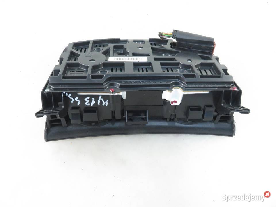 LICZNIK OPEL ASTRA III H GTC 19 CDTi 13216676NX małopolskie