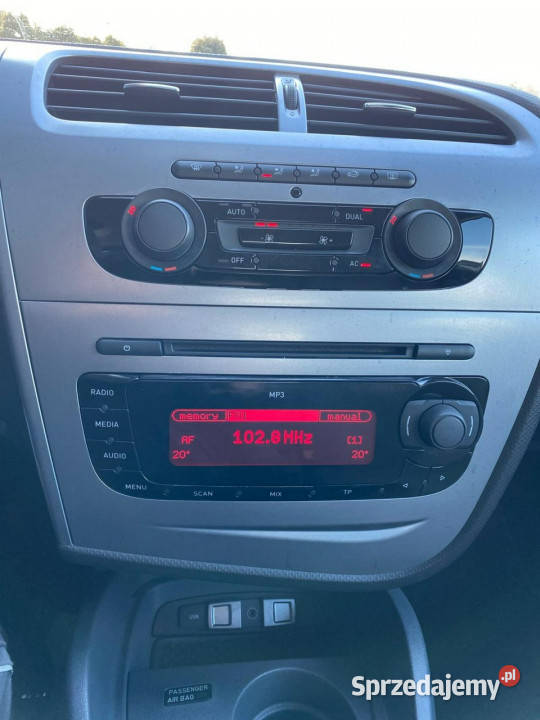 Seat Leon klimatyzacja el szyby lusterka czujnik parkowania