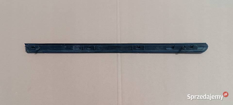 LISTWA BŁOTNIKA LEWA ZAFIRA C 20808475