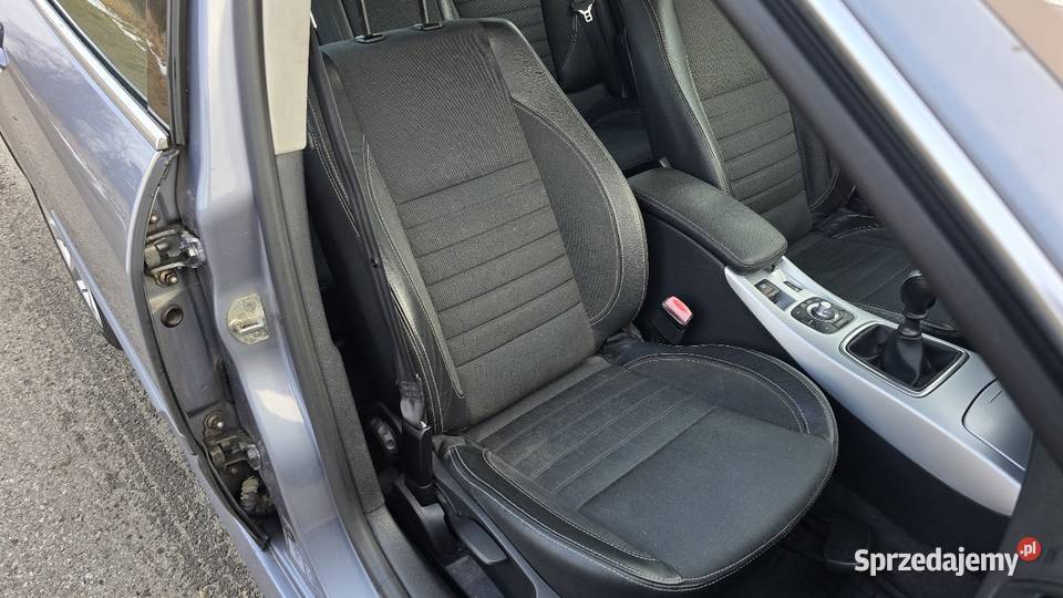 Laguna 3 GT 20 dci 173 gniazdo AUX sprzedam