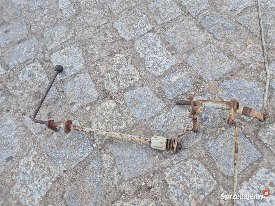 Gaz nożny ręczny Ursus C330 Bucze