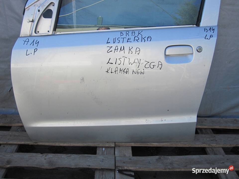 NISSAN PIXO 10r drzwi lewe przód osobowe