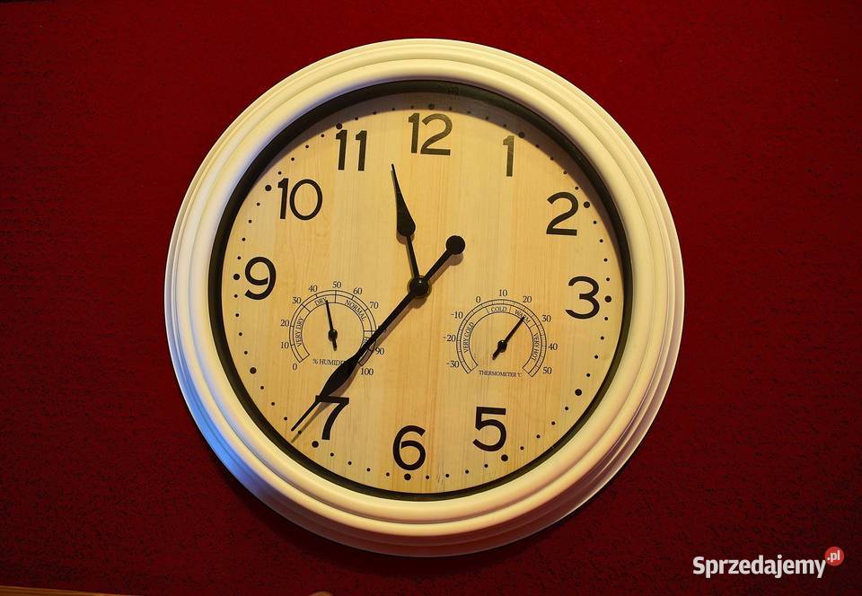 Zegar ścienny z termometrem i higrometrem w Chełmno