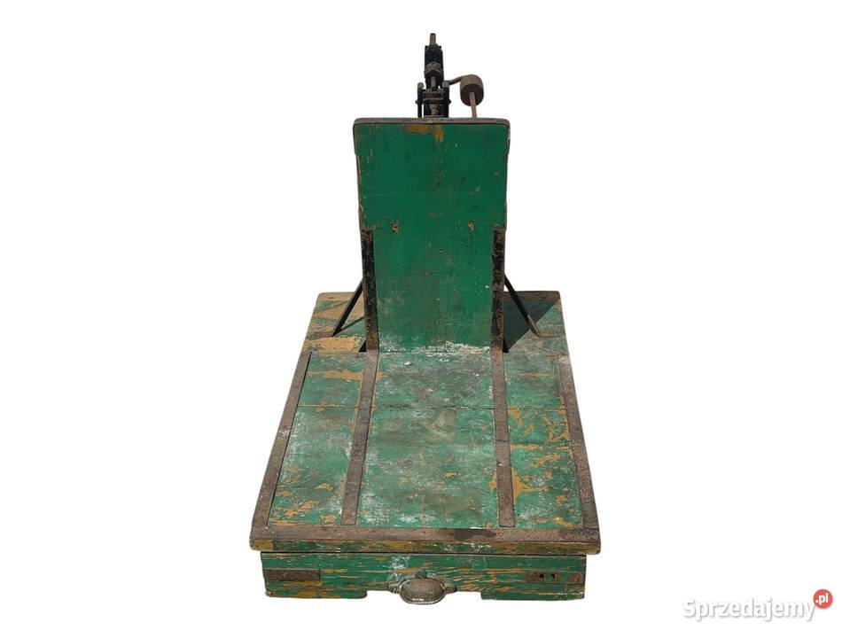 Stara drewniana waga 2 Kraków