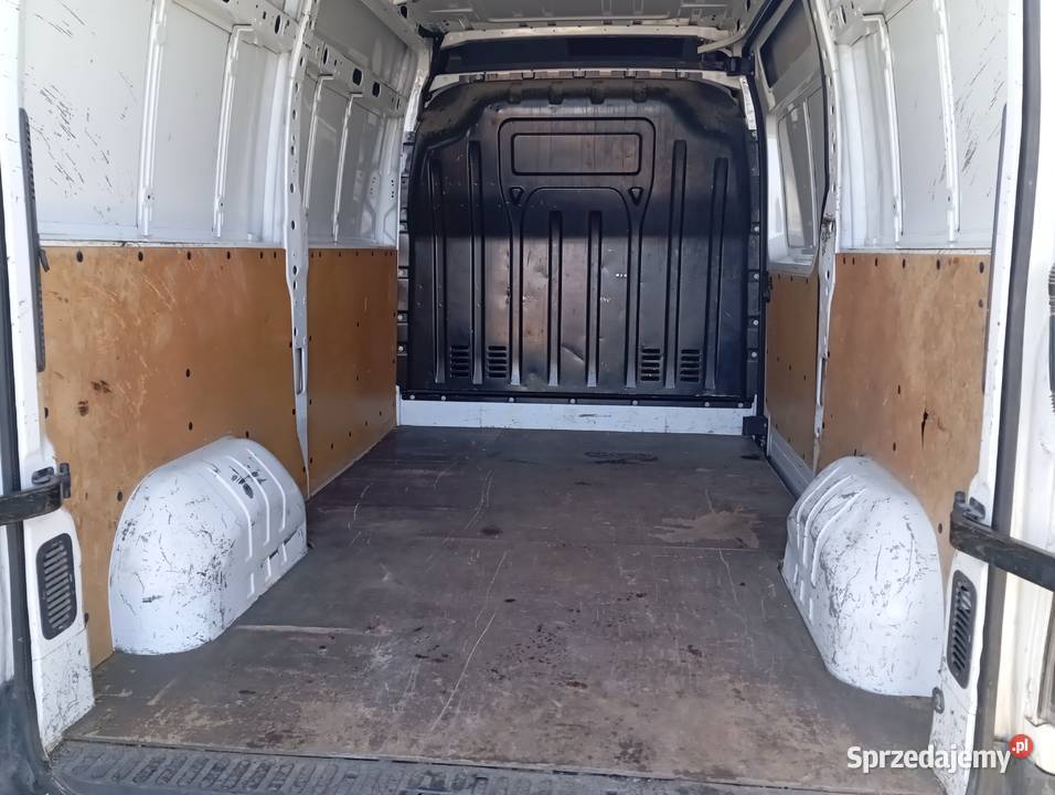 Sprzedam Nissan NV 400 2016r stan idealny Nisko sprzedam