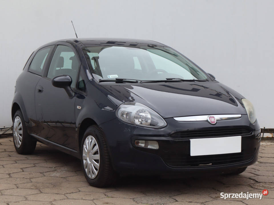 Fiat Punto Evo 12 16V Rok produkcji 2012 łódzkie Łódź