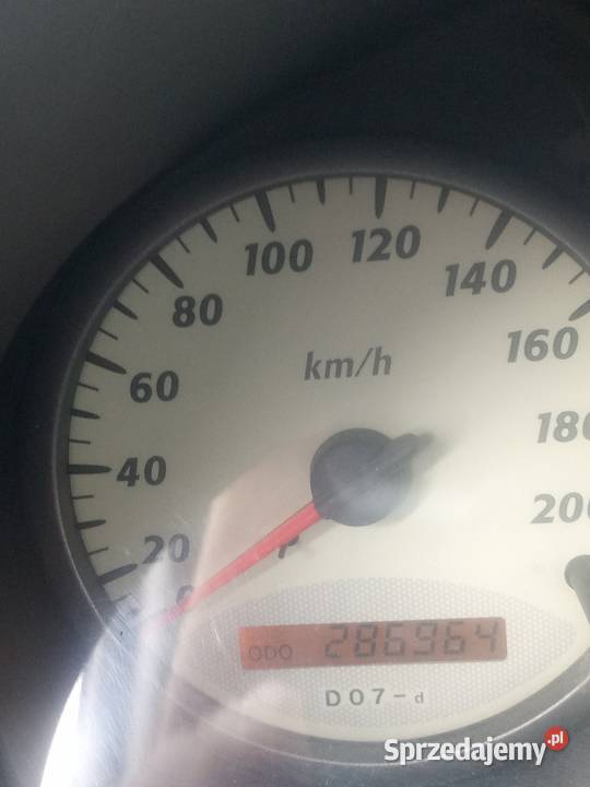 Sprzedam toyotę RAV4 D4D Zwiartówek