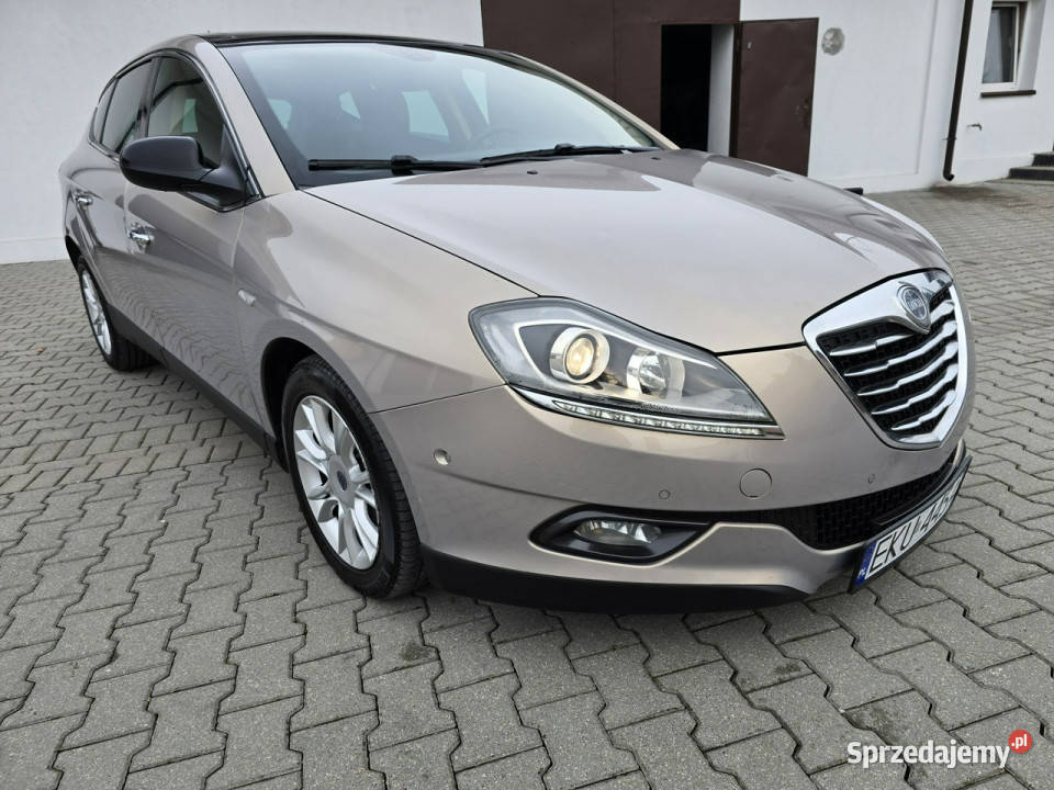 Lancia Delta 14Turbo Benz NavigacjaKlimatr 2 140KM łódzkie Kutno sprzedam