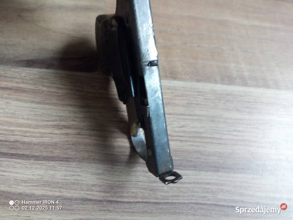 Pistolet hukowy Błyskawica Unikat lata 30te Sporty strzeleckie i myślistwo śląskie Skoczów