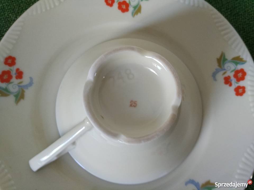 Filiżanka talerzyk deserowy sygnowana porcelana