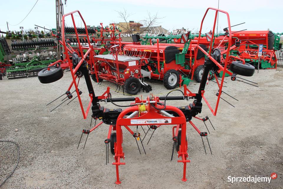 Przetrząsacz siana 4wirnikowy PKW45200 kujawsko-pomorskie Rogóźno