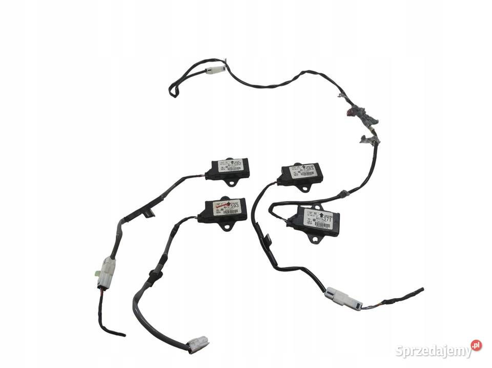 WZMACNIACZ MN141582 MN141583 MN141593 8637A371 sprzedam