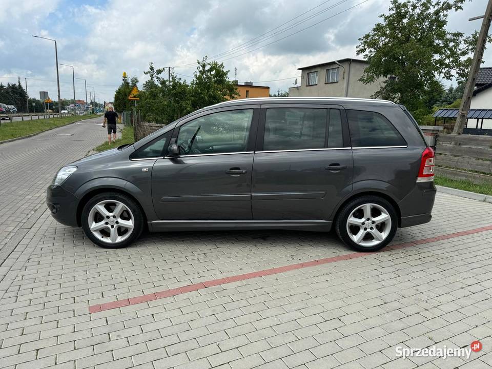 Opel Zafira B Lift 22 Benzyna Opłacony 7 osobowa MP3 Grudziądz