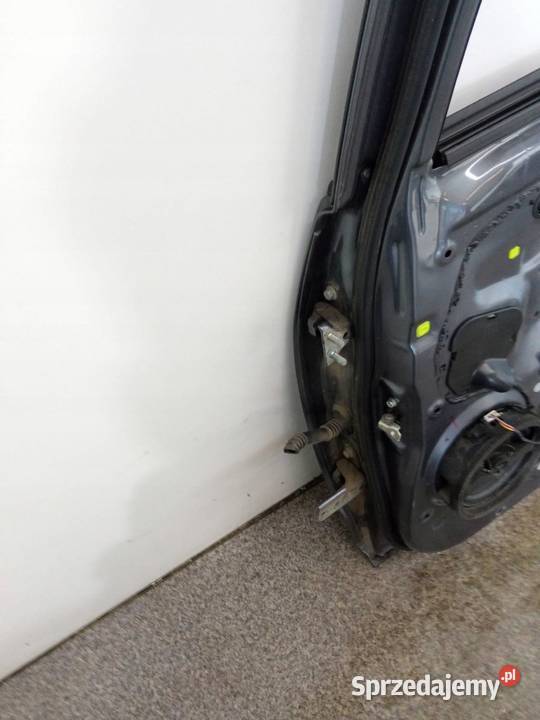 DRZWI PRAWE TYŁ 92P Mitsubishi Outlander II