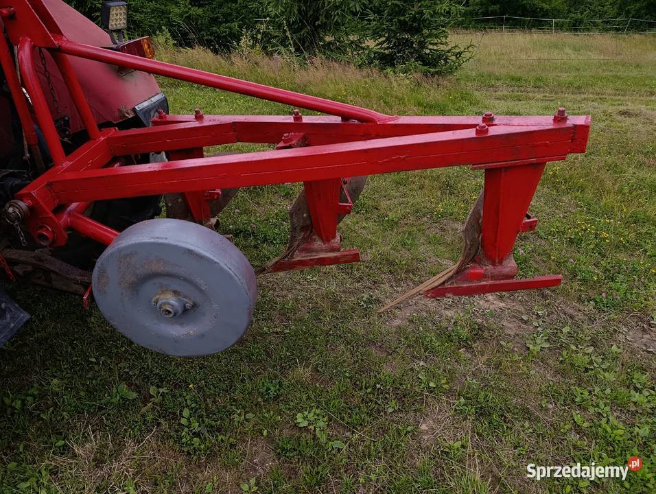Pługi 3 skibowe nieuszkodzony Brzostek