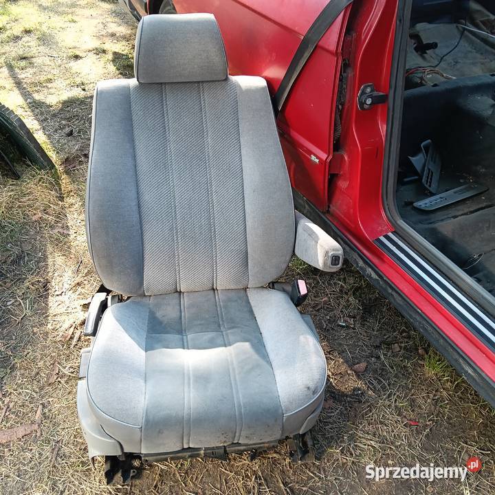 BMW e34FOTEL PASAZERA Z PODLOKIETNIKIEM sprzedam