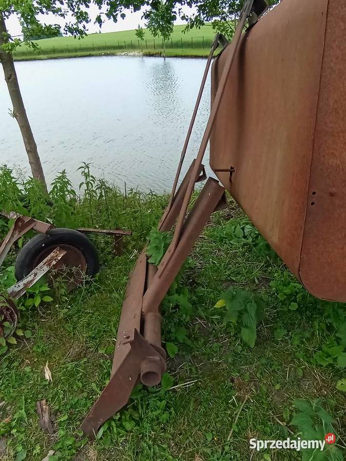 Odrzutnik bel John deere Do pras i owijarek Szczuka