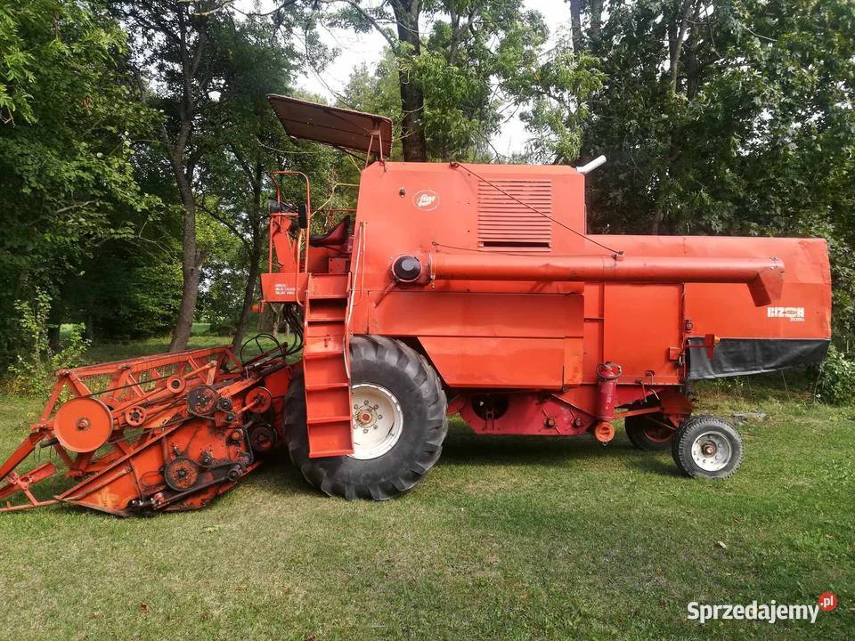 Kombajn Bizon z056