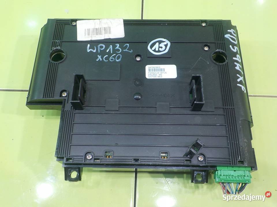 VOLVO XC60 24 D AUT 09r KOMBI 5D panel Suków