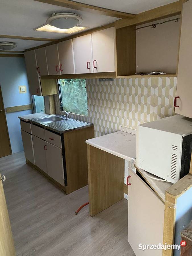 Domek holenderski angielski przyczepa kempingowa Niechorze
