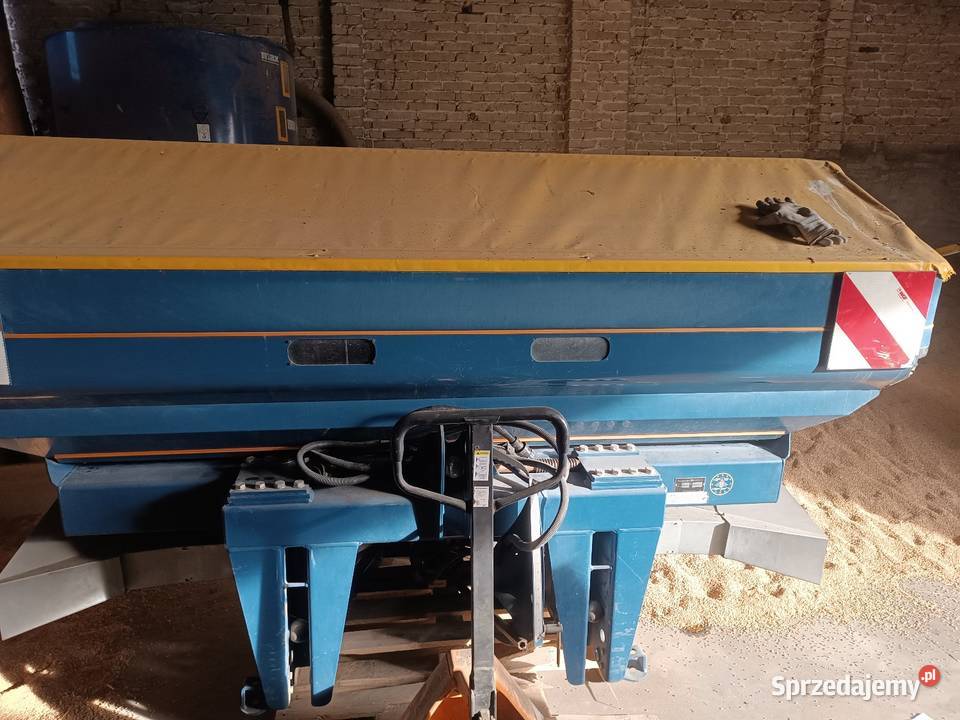 Rozsiewacz Bogballe M3W nieuszkodzony Mosty