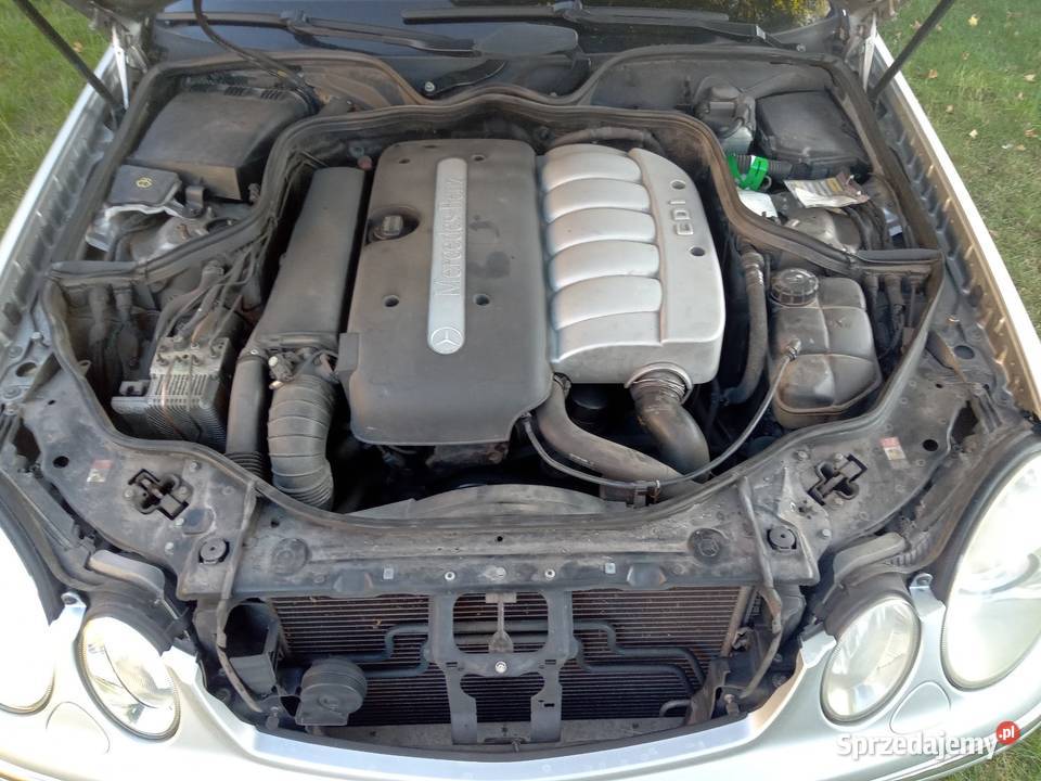 Sprzedaż Mercedes W211 kombi salon polska centralny zamek Radomsko