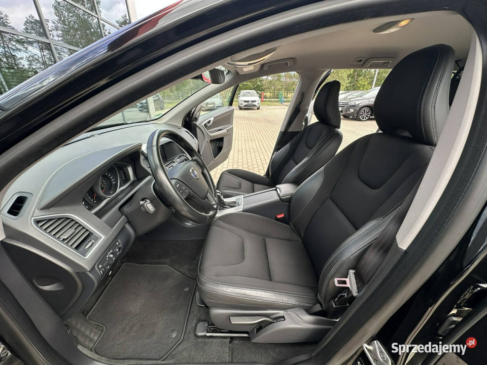 Volvo XC 60 Półskóra Elklapa Grzane fotele garażowany Kąty Opolskie