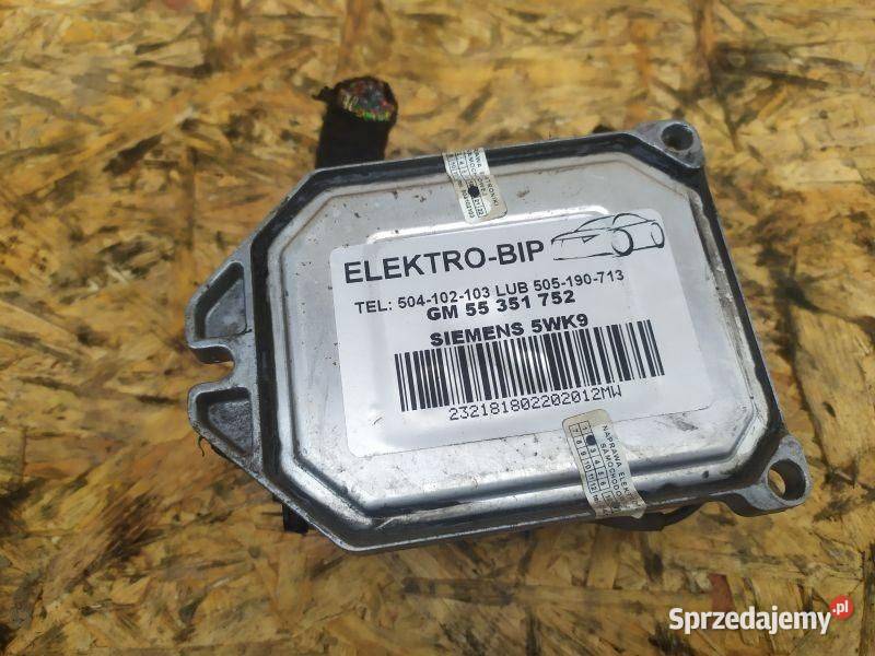 STEROWNIK SILNIKA KOMPUTER OPEL 55351752 osobowe Gliwice