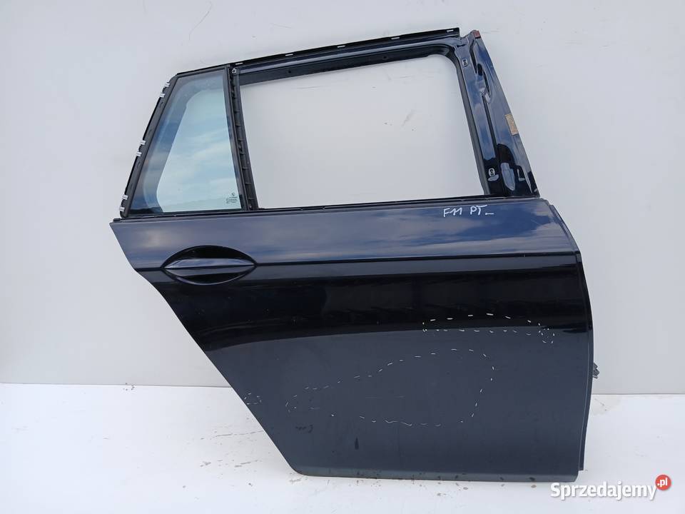 DRZWI PRAWE TYLNE BMW F11 osobowe Strzyżewice sprzedam