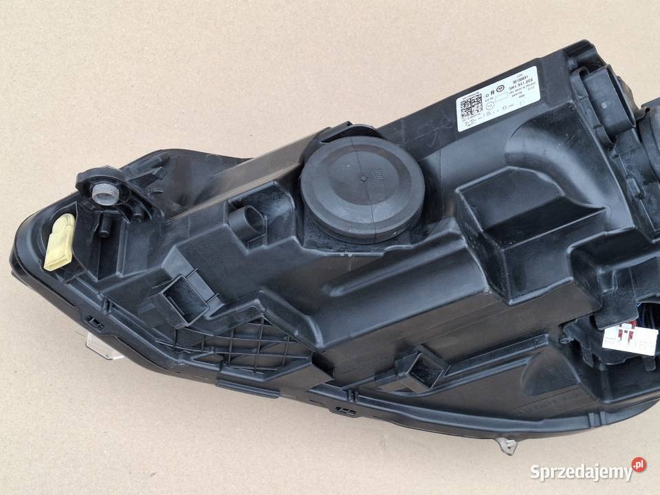 VW GOLF VIII 8 REFLEKTOR PRAWY LED LAMPA PRAWA Bieleń