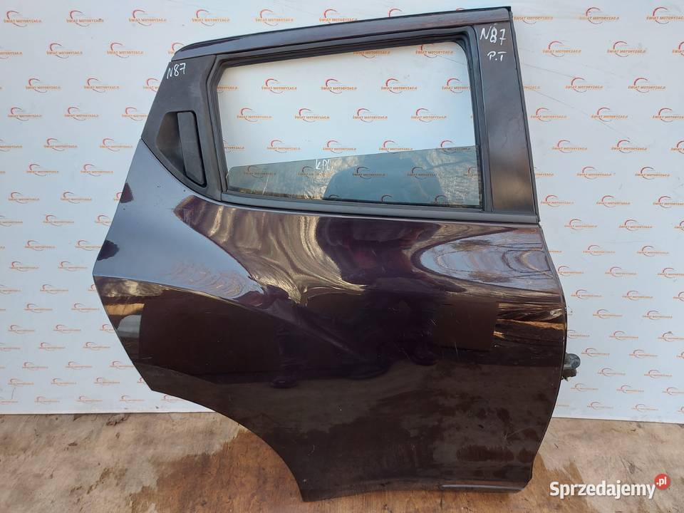 NISSAN JUKE F15 15r drzwi prawe tył 150 mikronów Kielce