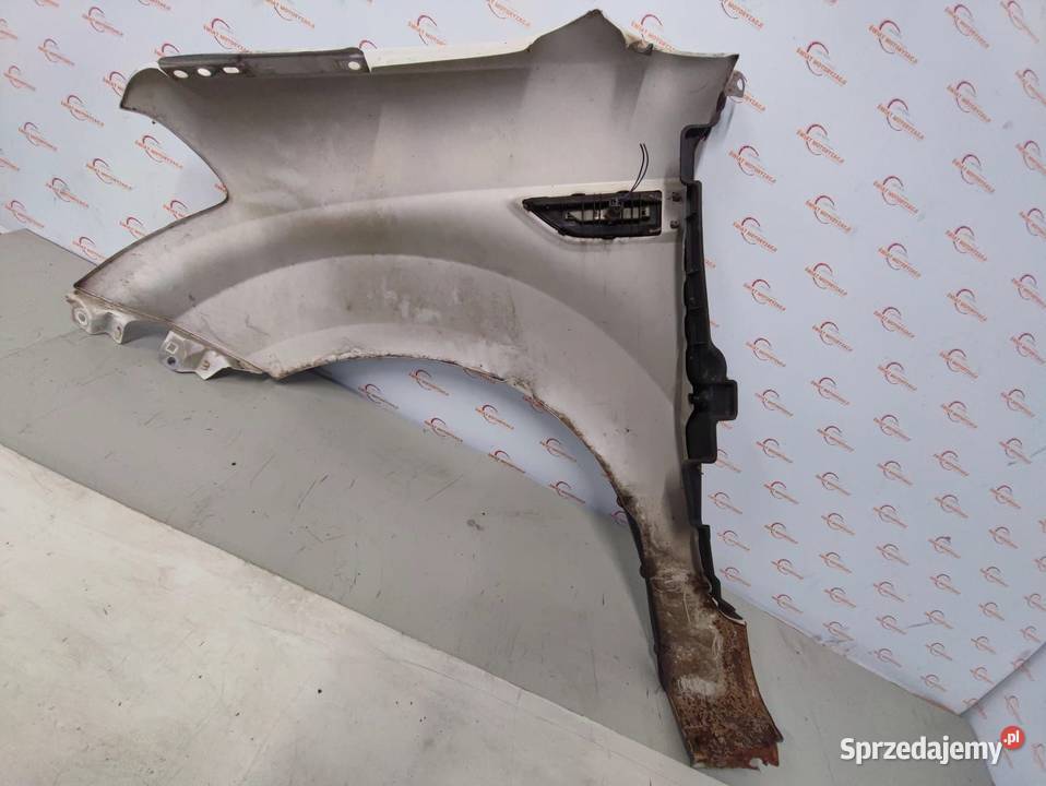 KIA SOUL 09r błotnik prawy przód osobowe Kielce