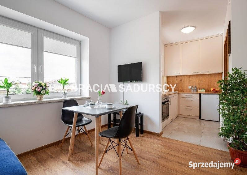 Dom wolnostojący Niepołomice 390m2