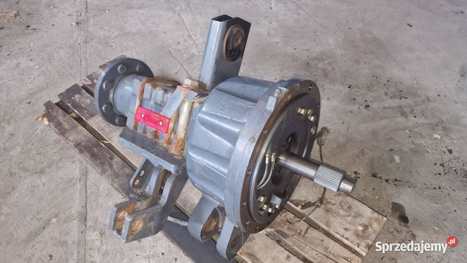 Oś zwolnica NH TS 110 E9NN4013BC lewa Zaklików