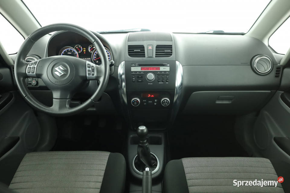 Suzuki SX4 16 VVT relingi dachowe