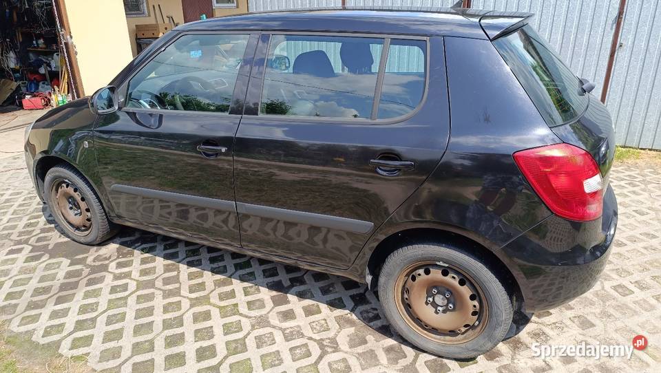 Skoda fabia 12 MPI stary silniczek klima